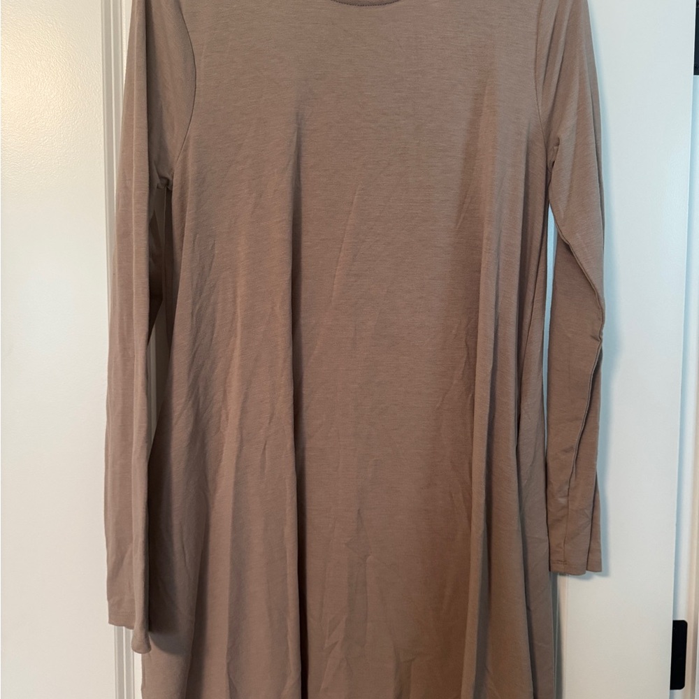 Zenana Outfitters Long Sleeve Dress in Tan